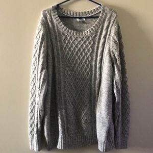Old Navy beautiful gray sweater!